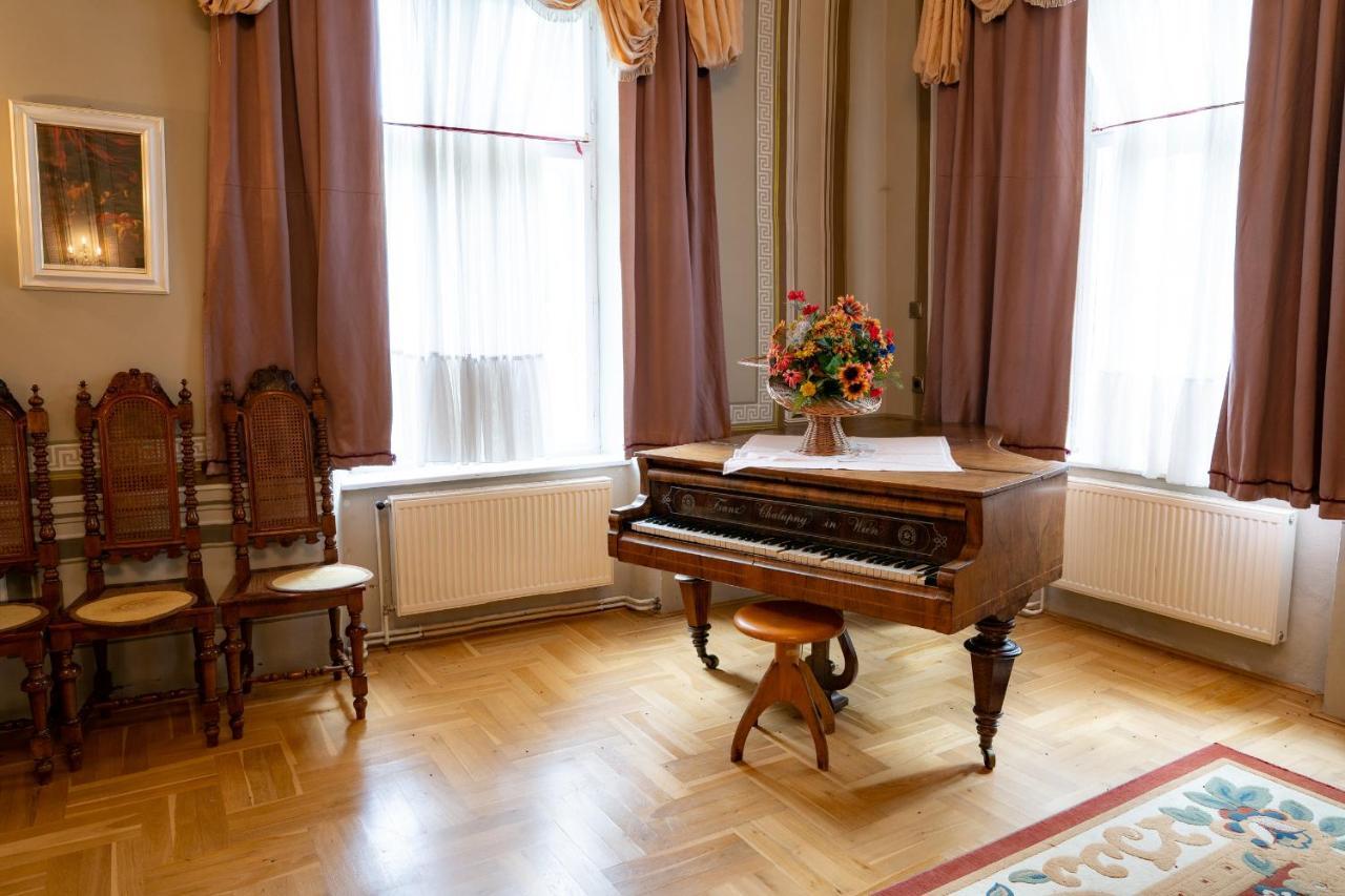 Pension Zamek Rudník Exterior foto